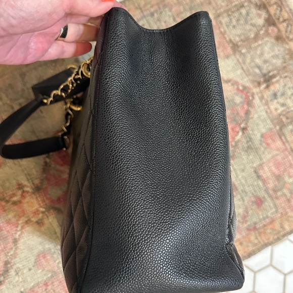 Chanel Black Quilted Caviar Grand Shopping Tote - Picture 5 of 10